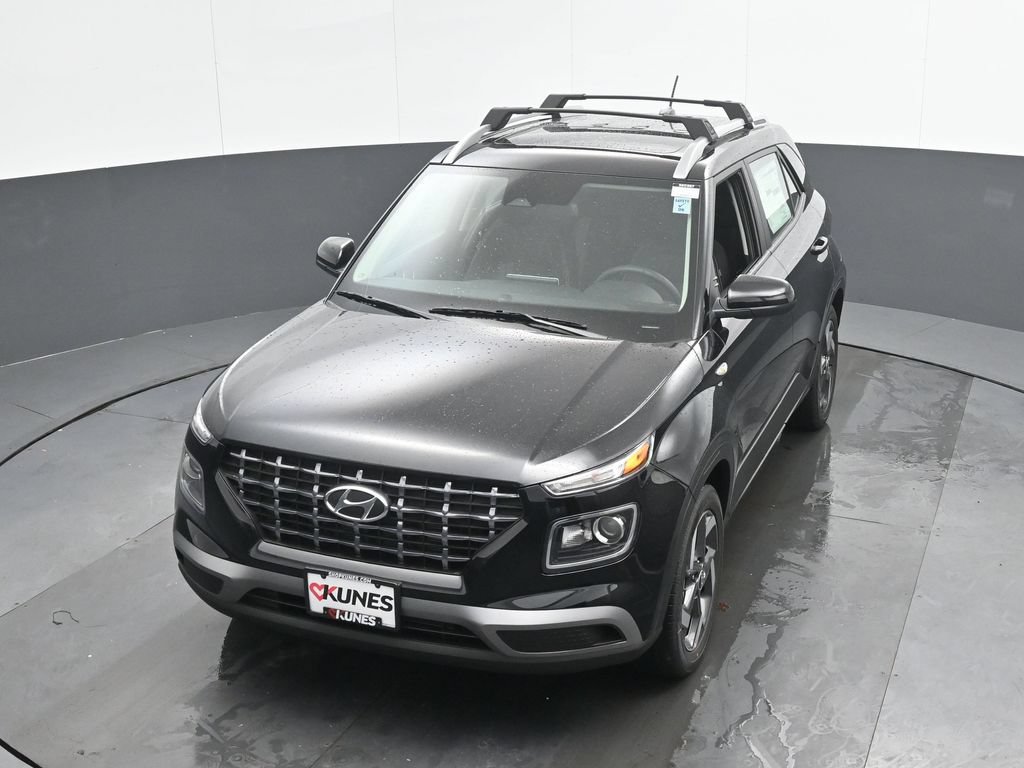 New 2026 Hyundai Venue SEL FWD image 38