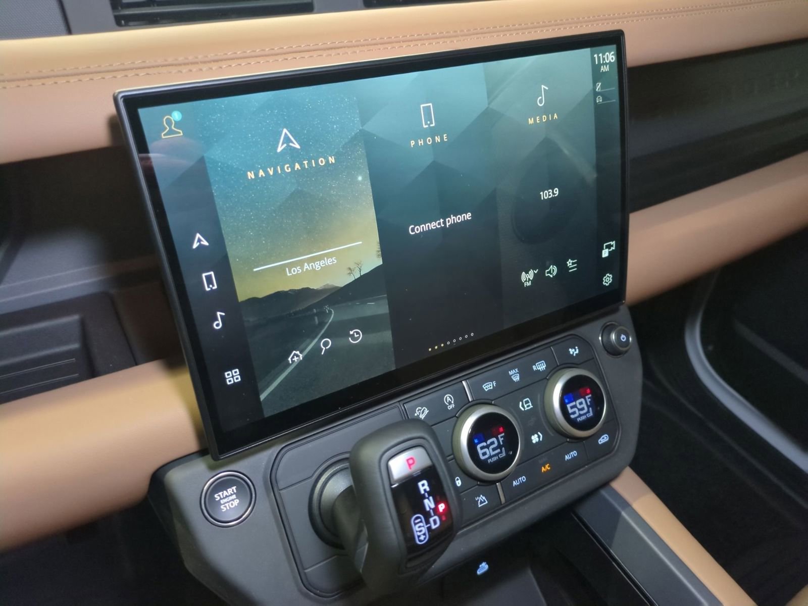 New 2026 Land Rover Defender 110 X-Dynamic SE image 19