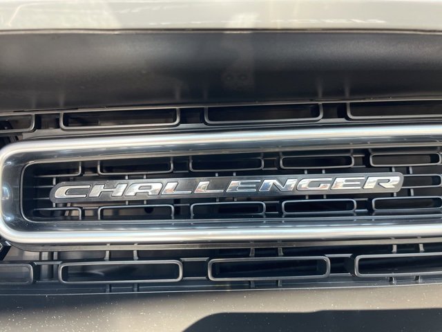 Used 2022 Dodge Challenger R/T w/ Plus Package image 8