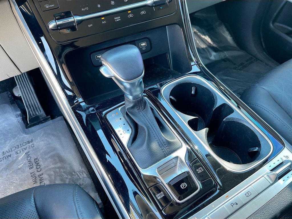 Used 2024 Kia Carnival SX image 17