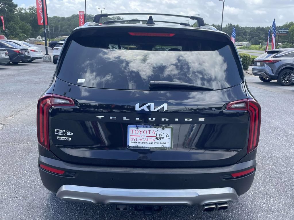 Used 2022 Kia Telluride EX w/ EX Premium Package AWD/4WD image 3