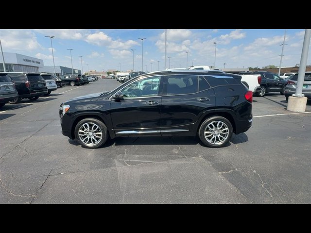 Used 2022 GMC Terrain Denali AWD/4WD image 5