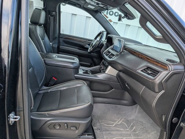 Used 2021 Chevrolet Tahoe Premier w/ Premium Package AWD/4WD image 34