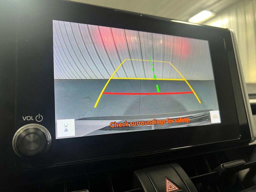 Used 2023 Toyota RAV4 LE image 9