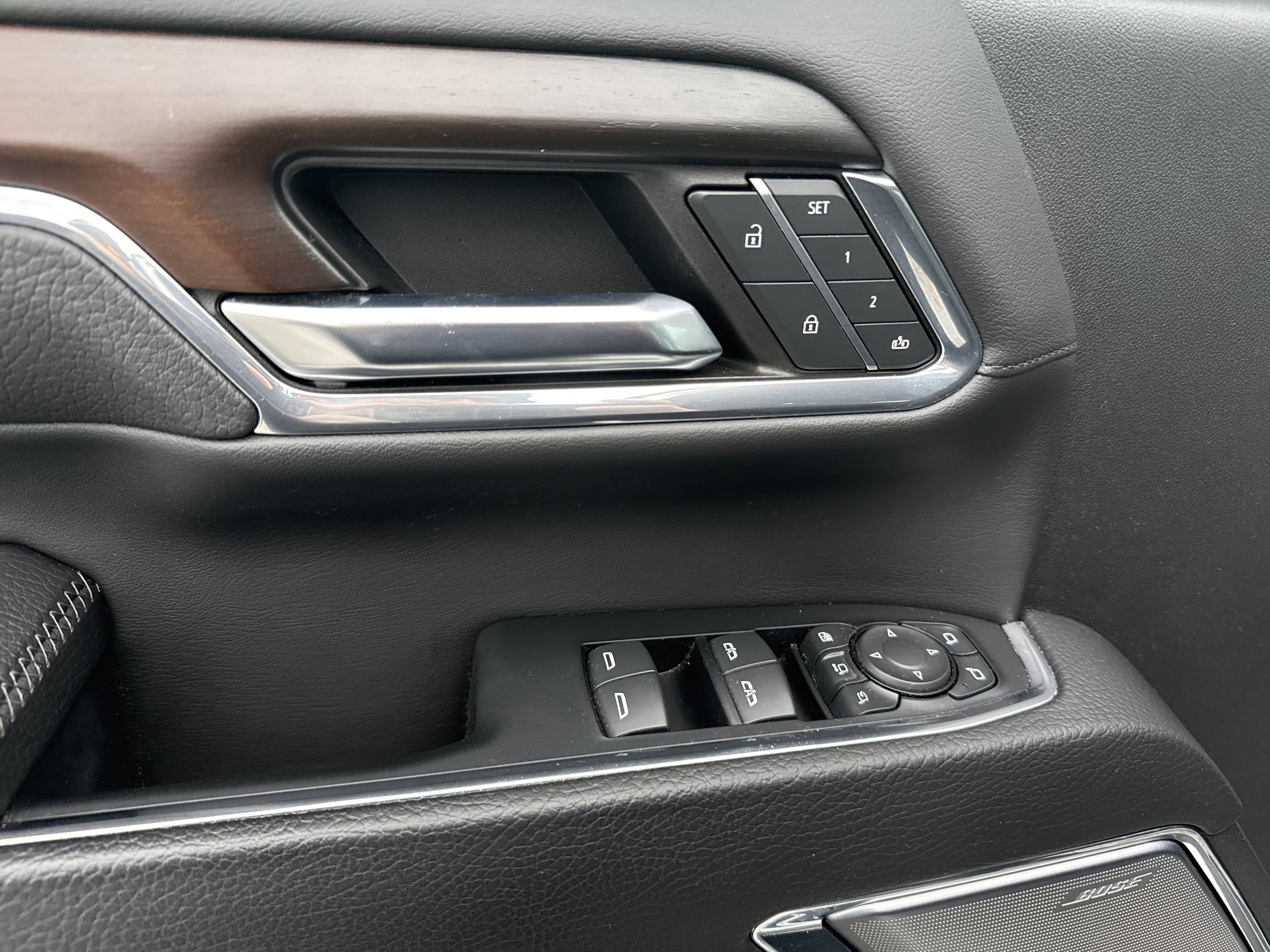 Used 2024 GMC Sierra 2500 Denali w/ Denali Reserve Package image 17