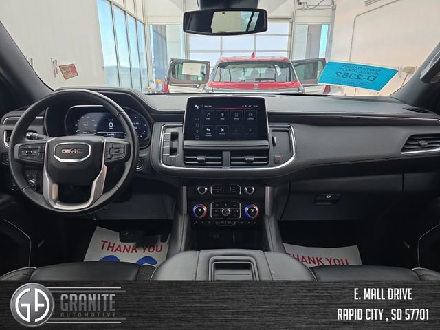 Used 2024 GMC Yukon XL SLT AWD/4WD image 12
