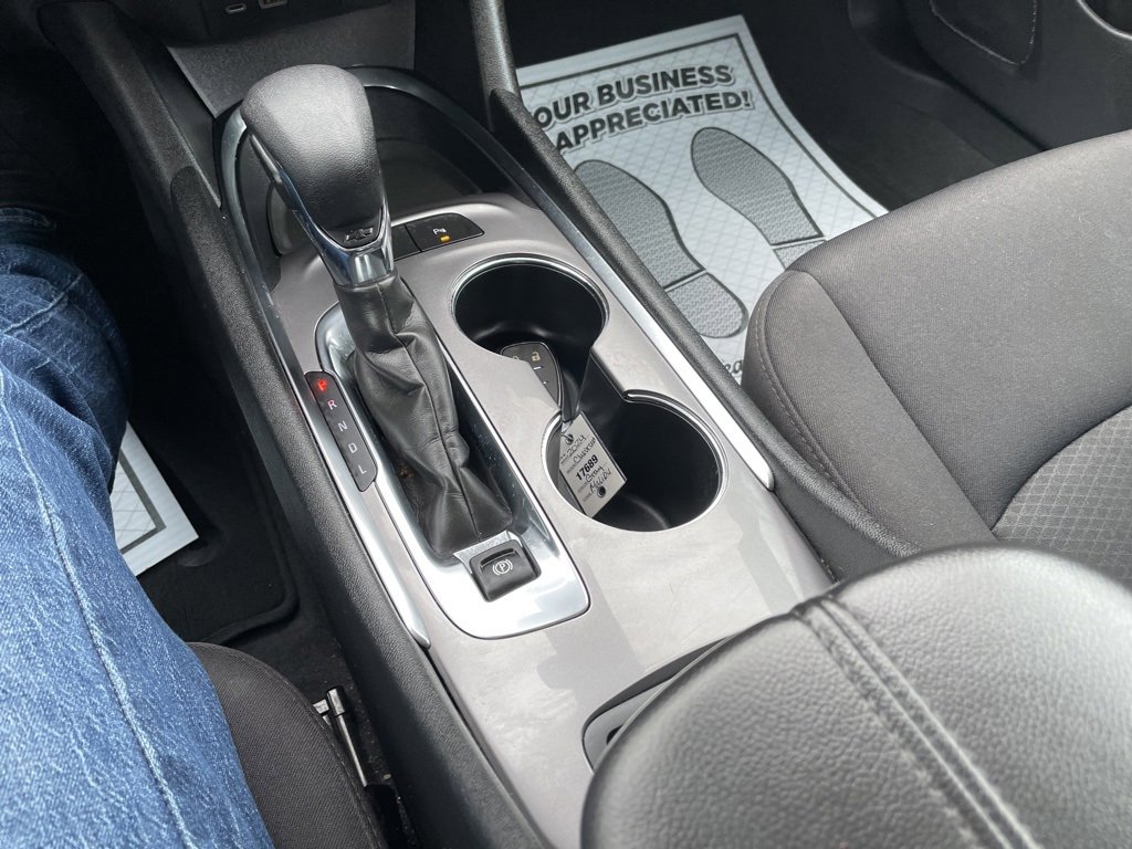 Used 2024 Chevrolet Malibu LT image 8