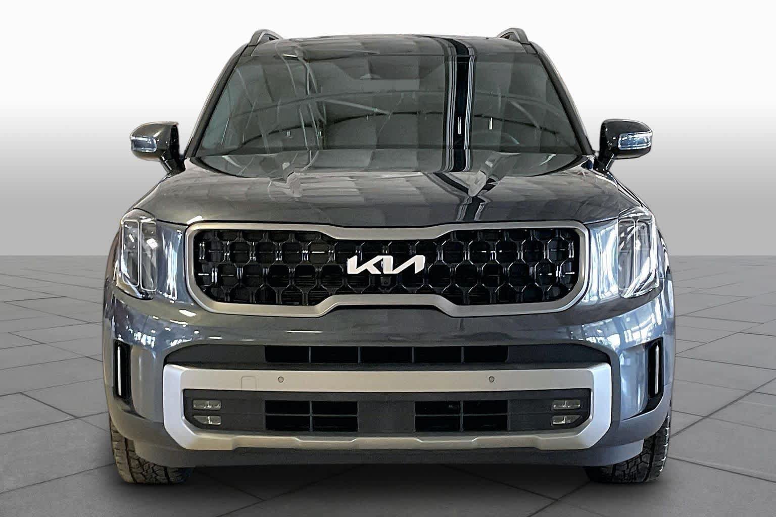 Used 2023 Kia Telluride SX Prestige X-Pro AWD/4WD image 3