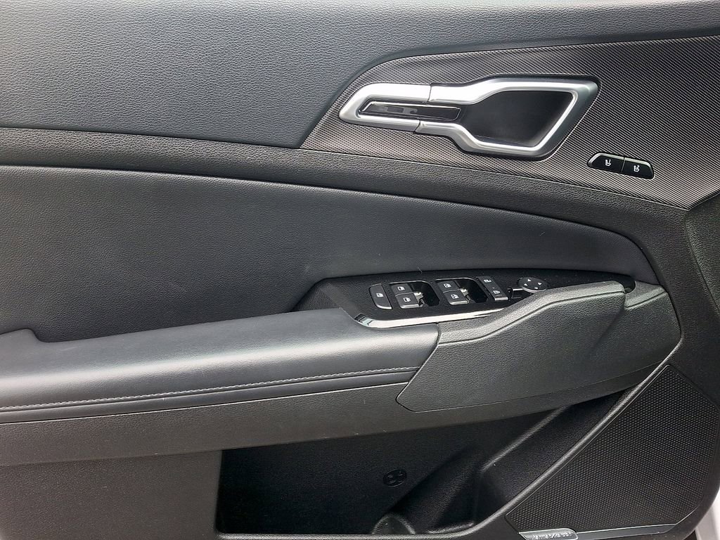 Certified 2023 Kia Sportage SX image 13