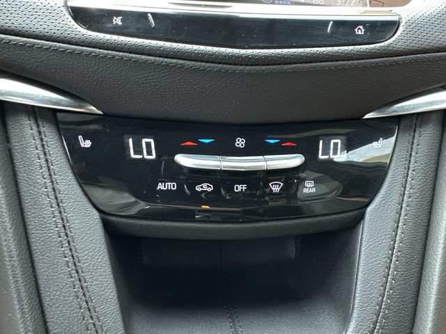 Certified 2024 Cadillac XT5 Premium Luxury FWD image 27