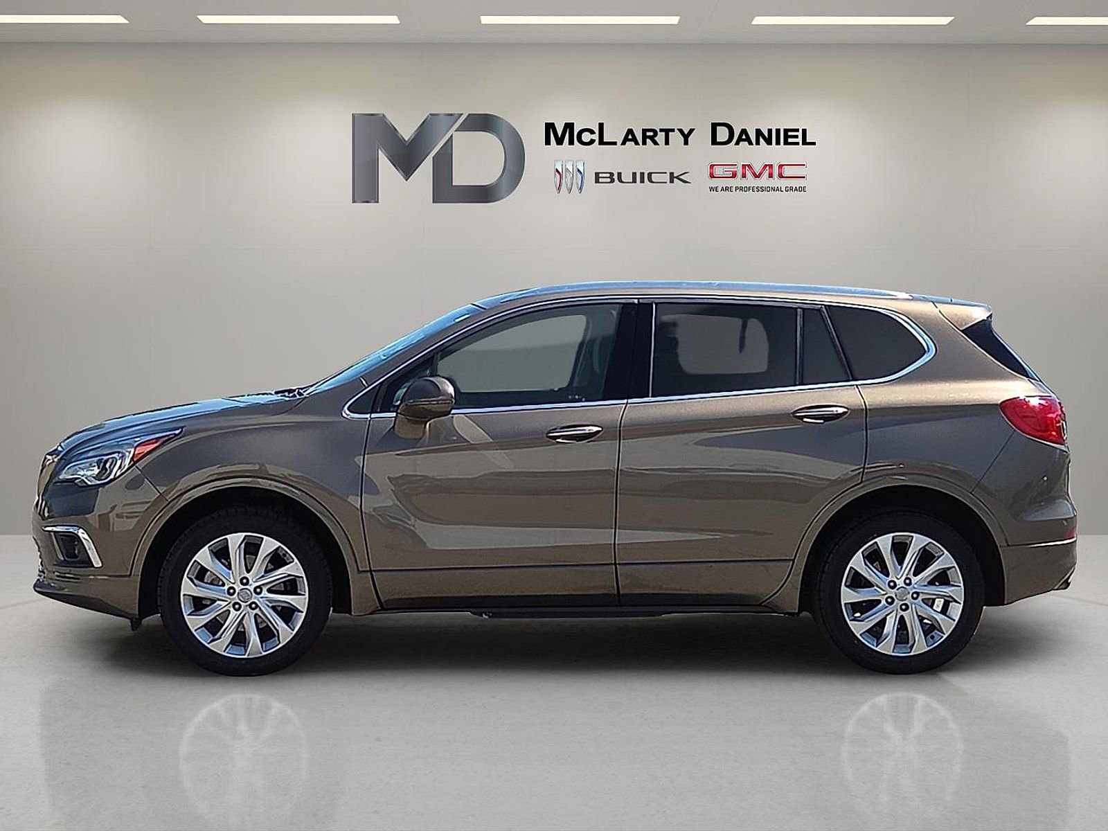 Certified 2016 Buick Envision Premium AWD/4WD image 3
