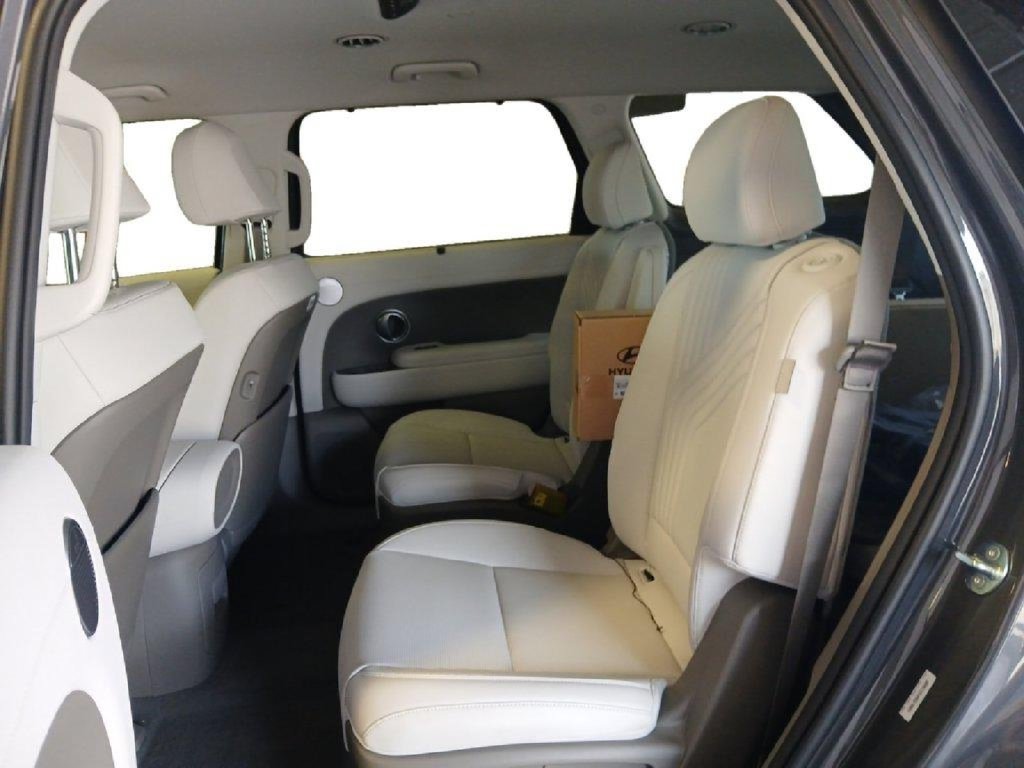 New 2026 Hyundai Palisade FWD Hybrid image 13