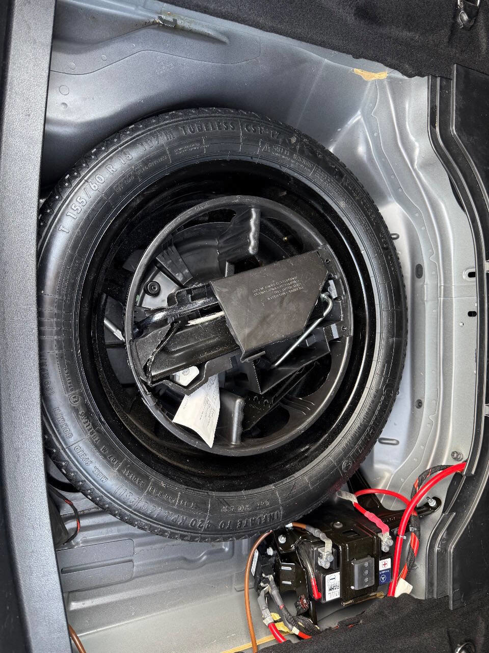 Used 2014 Mercedes-Benz E 550 4MATIC Sedan image 10