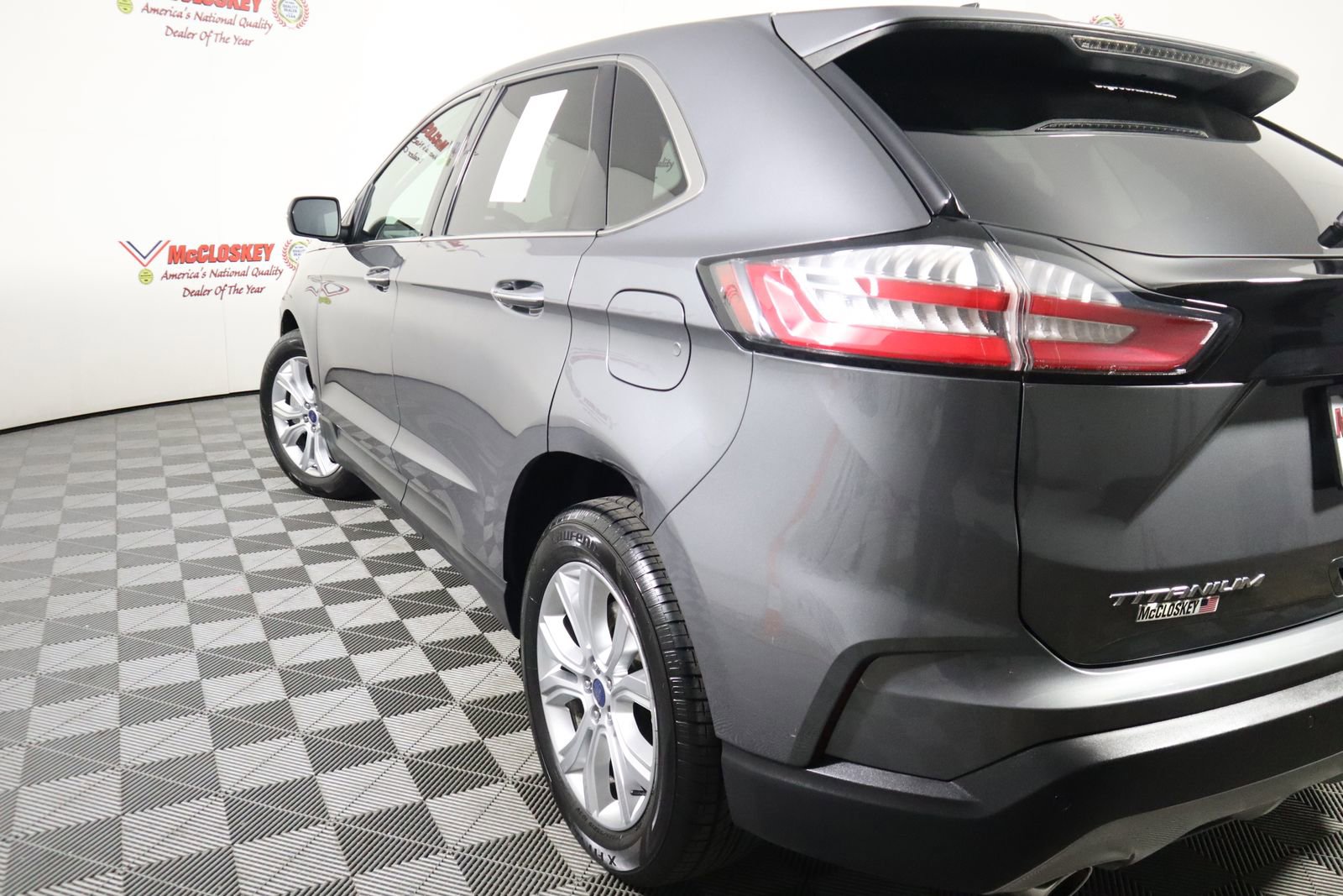 Used 2021 Ford Edge Titanium w/ Cargo Accessory Package image 7