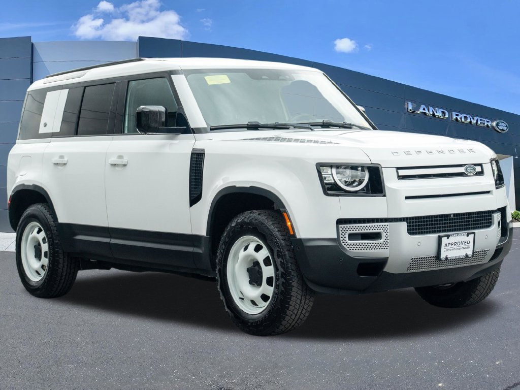 Used 2023 Land Rover Defender 110 AWD/4WD image 4