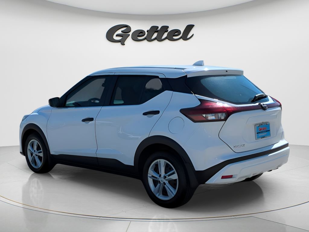 Certified 2025 Nissan Kicks Play S image 7
