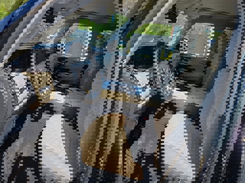 New 2026 Nissan Armada Platinum image 16