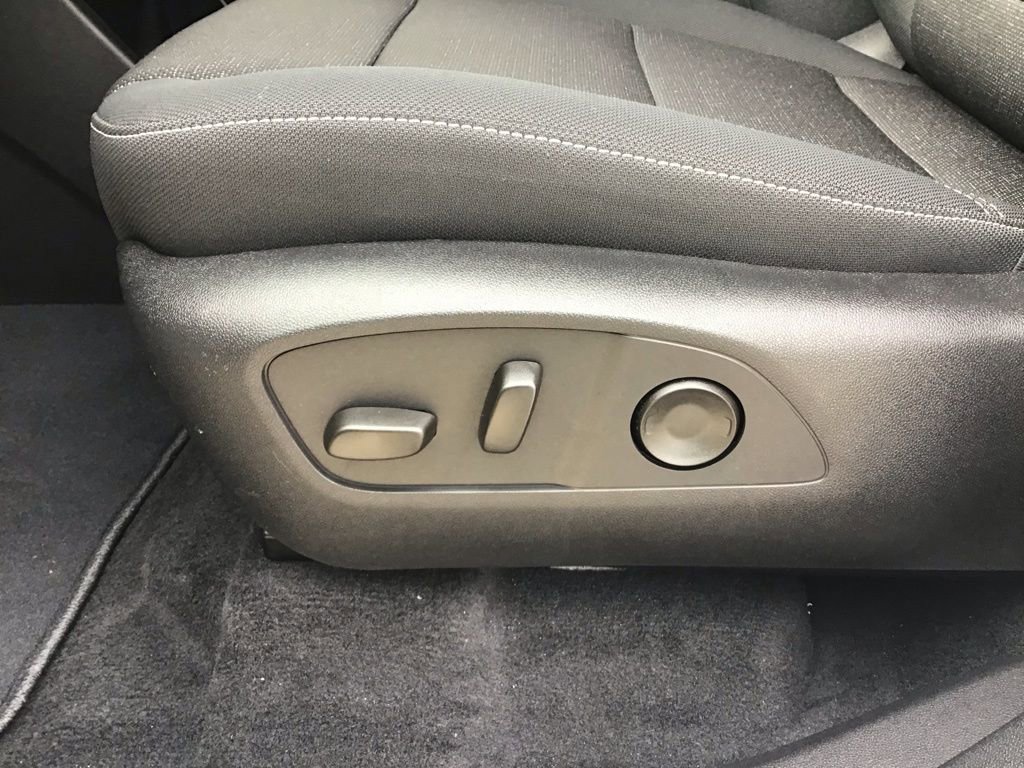 New 2026 Chevrolet Traverse LT w/ Driver Confidence Package image 35