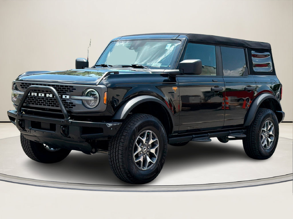 Used 2023 Ford Bronco Badlands AWD/4WD image 2