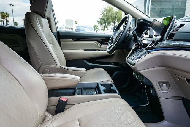 Used 2022 Honda Odyssey Elite image 17