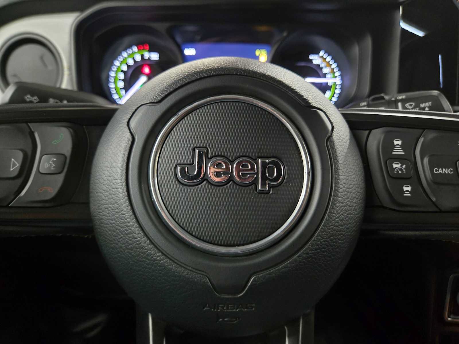 Used 2024 Jeep Wrangler Unlimited AWD/4WD image 23