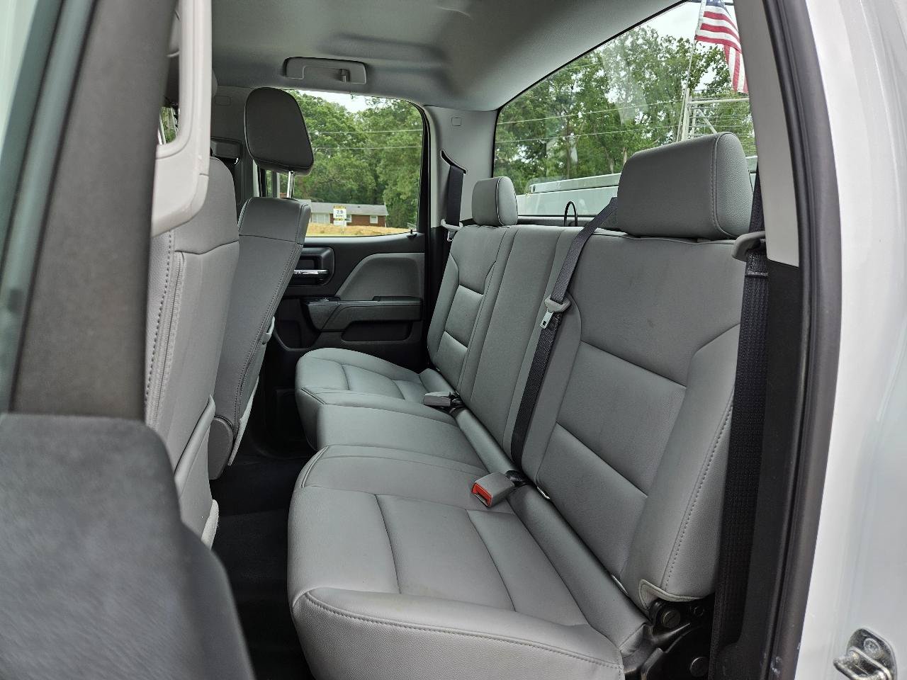 Used 2019 Chevrolet Silverado 2500 W/T AWD/4WD image 25