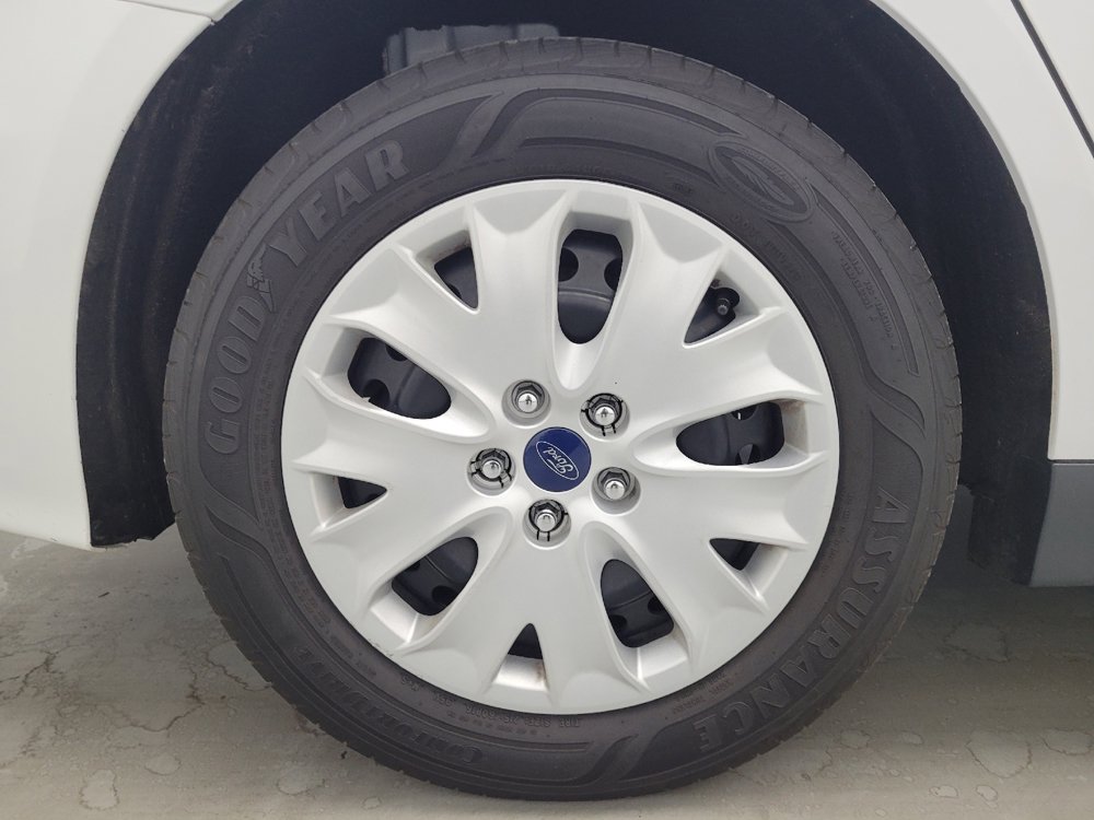 Used 2020 Ford Fusion S FWD image 31