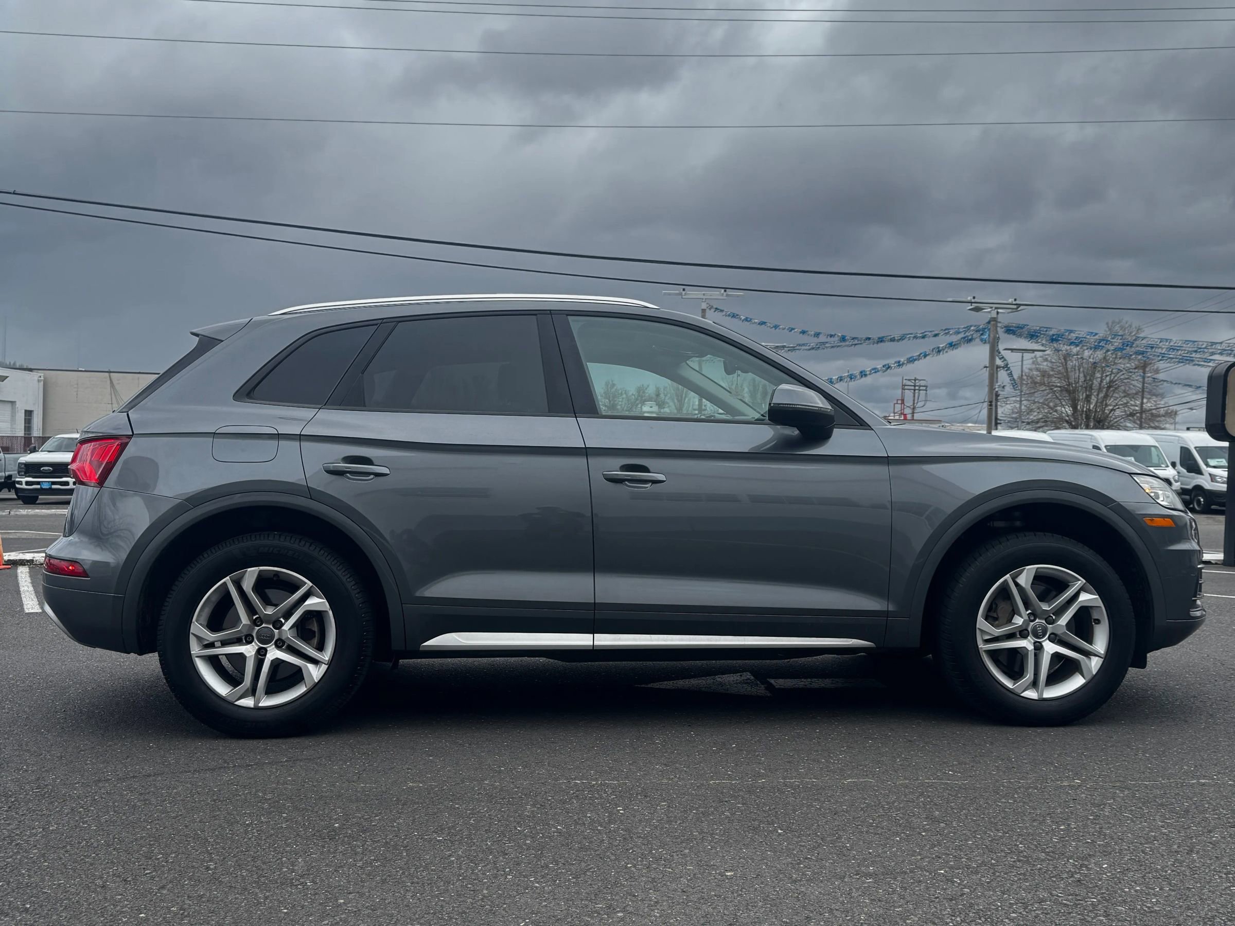 Used 2018 Audi Q5 2.0T Premium image 3