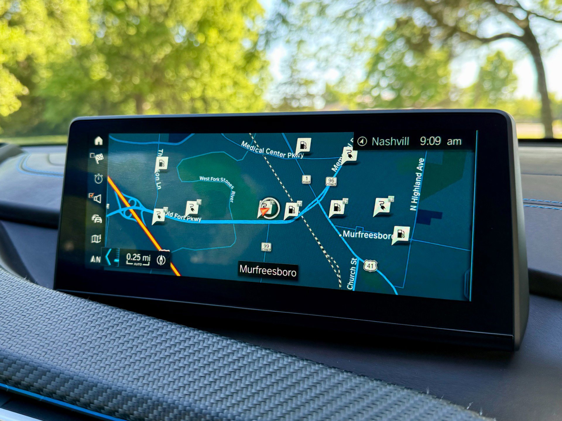 Used 2019 BMW i8 Coupe AWD/4WD image 22