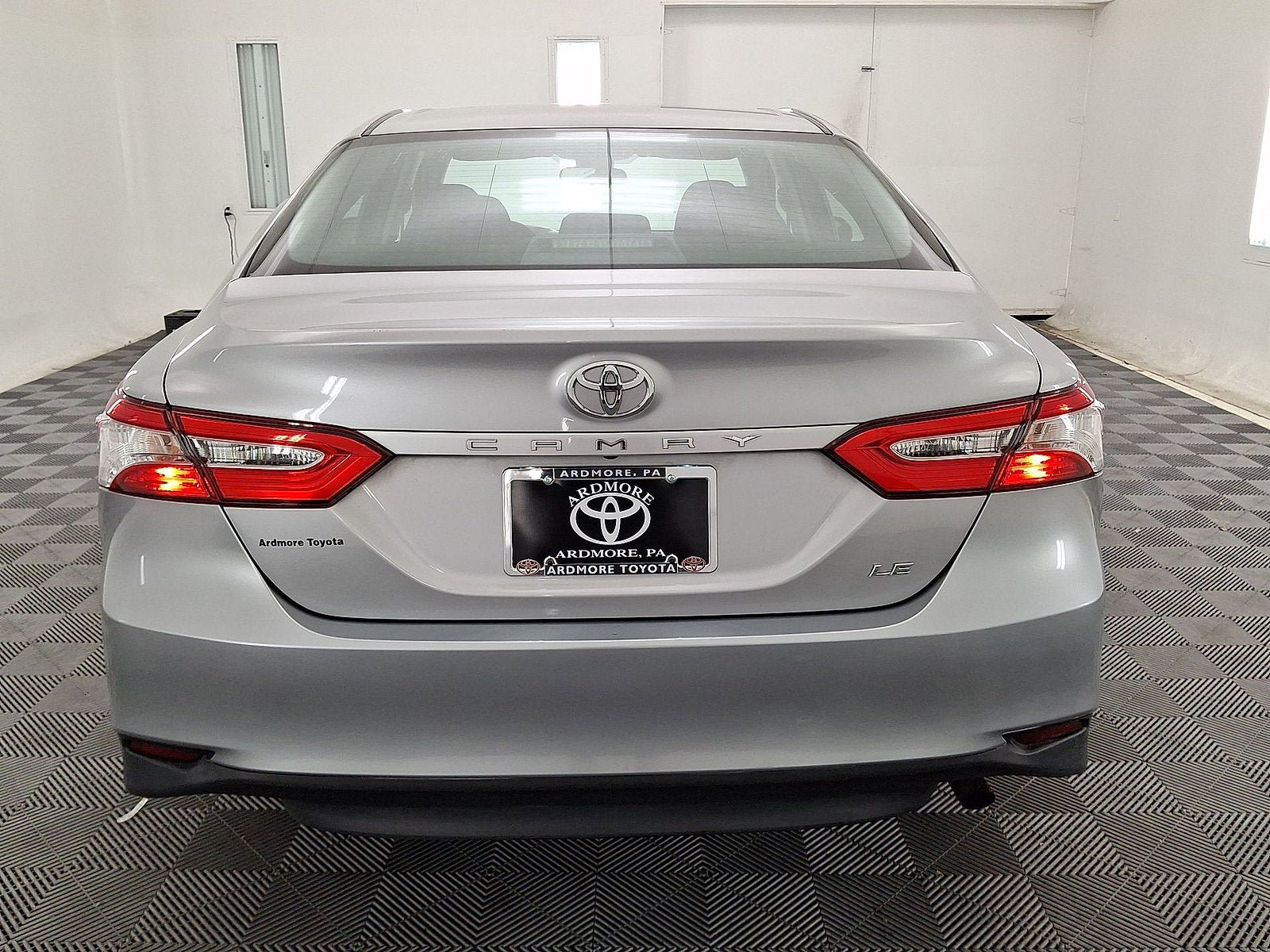 Certified 2018 Toyota Camry LE FWD image 14