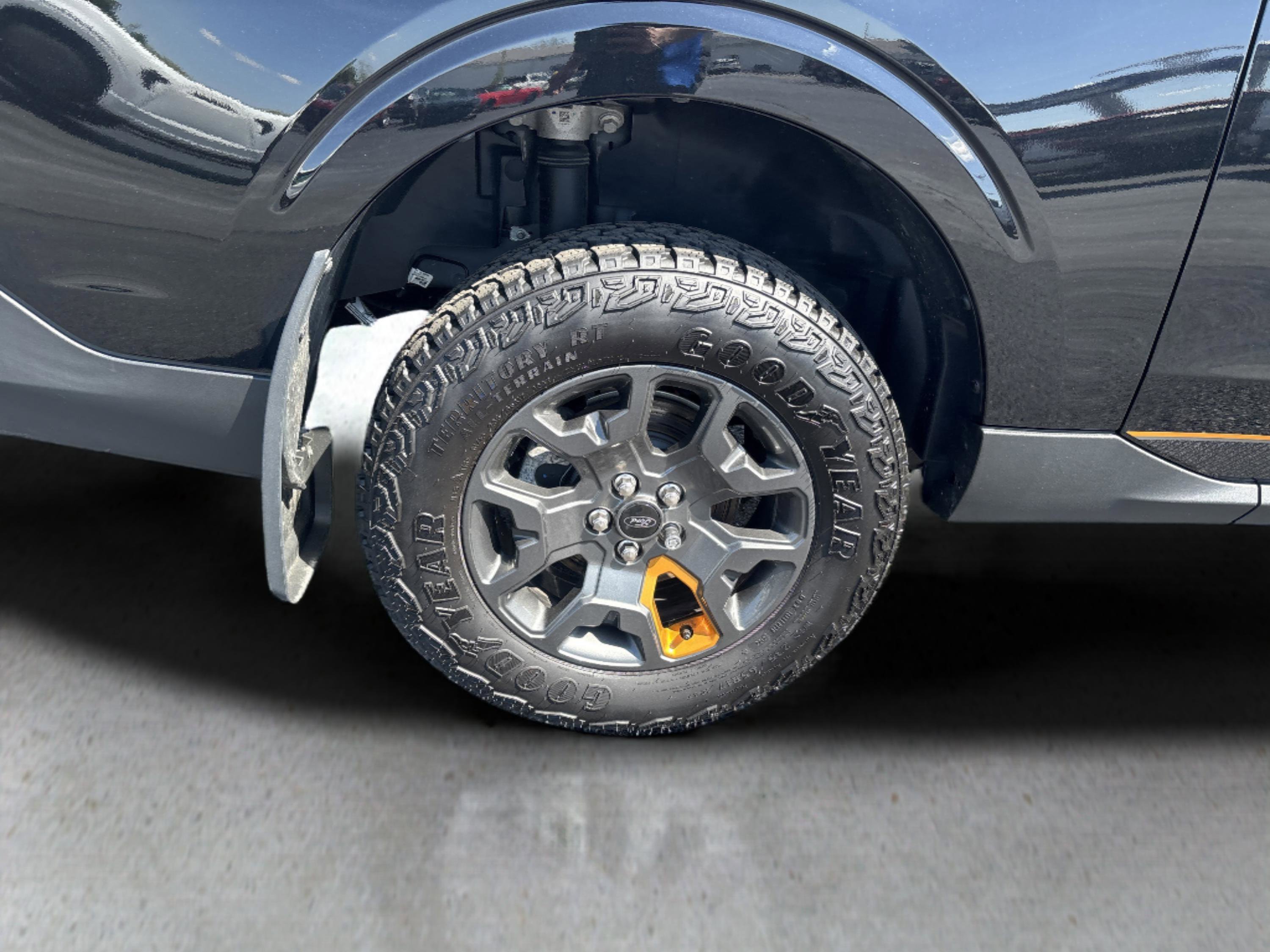 Used 2025 Ford Maverick Tremor AWD/4WD image 22