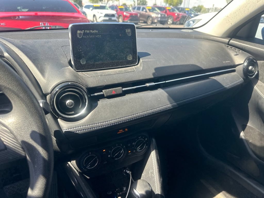 Used 2016 Scion iA FWD image 3