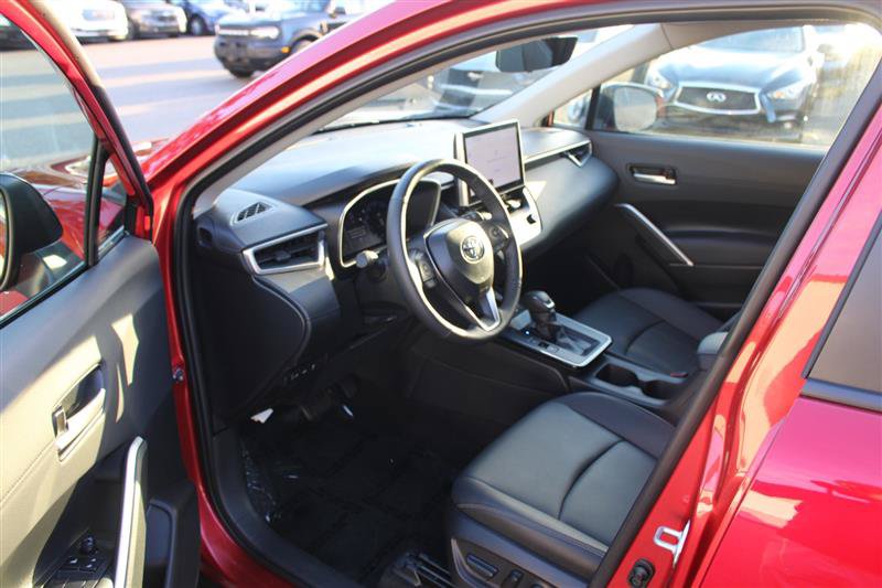 Used 2026 Toyota Corolla Cross XLE AWD/4WD image 8