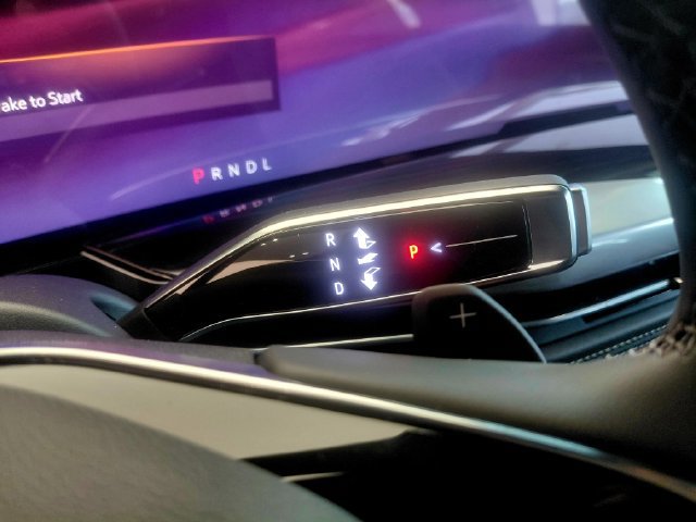 New 2027 Cadillac Escalade Sport w/ LPO, ONYX Package AWD/4WD image 25