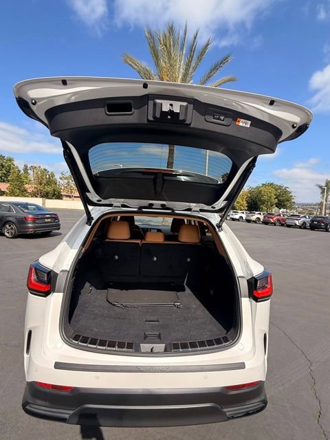 Used 2024 Lexus NX 350h AWD image 9