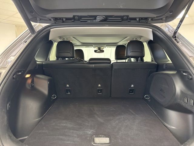 Used 2021 Jeep Cherokee Limited image 6