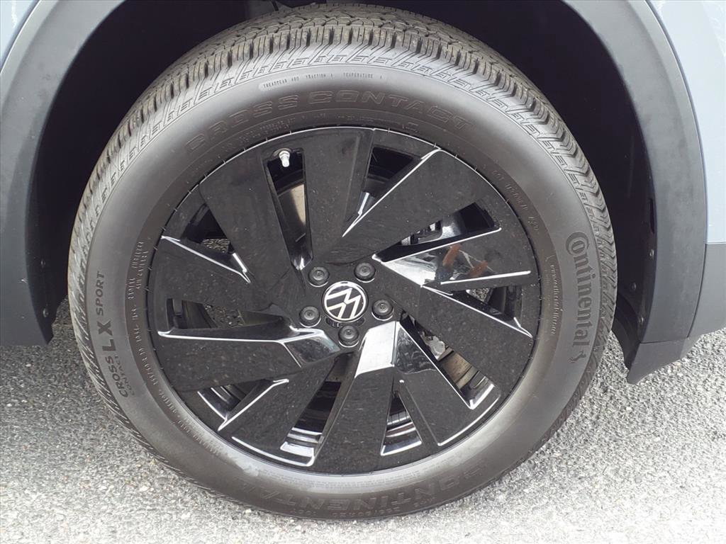 New 2026 Volkswagen Atlas Cross Sport SE image 6