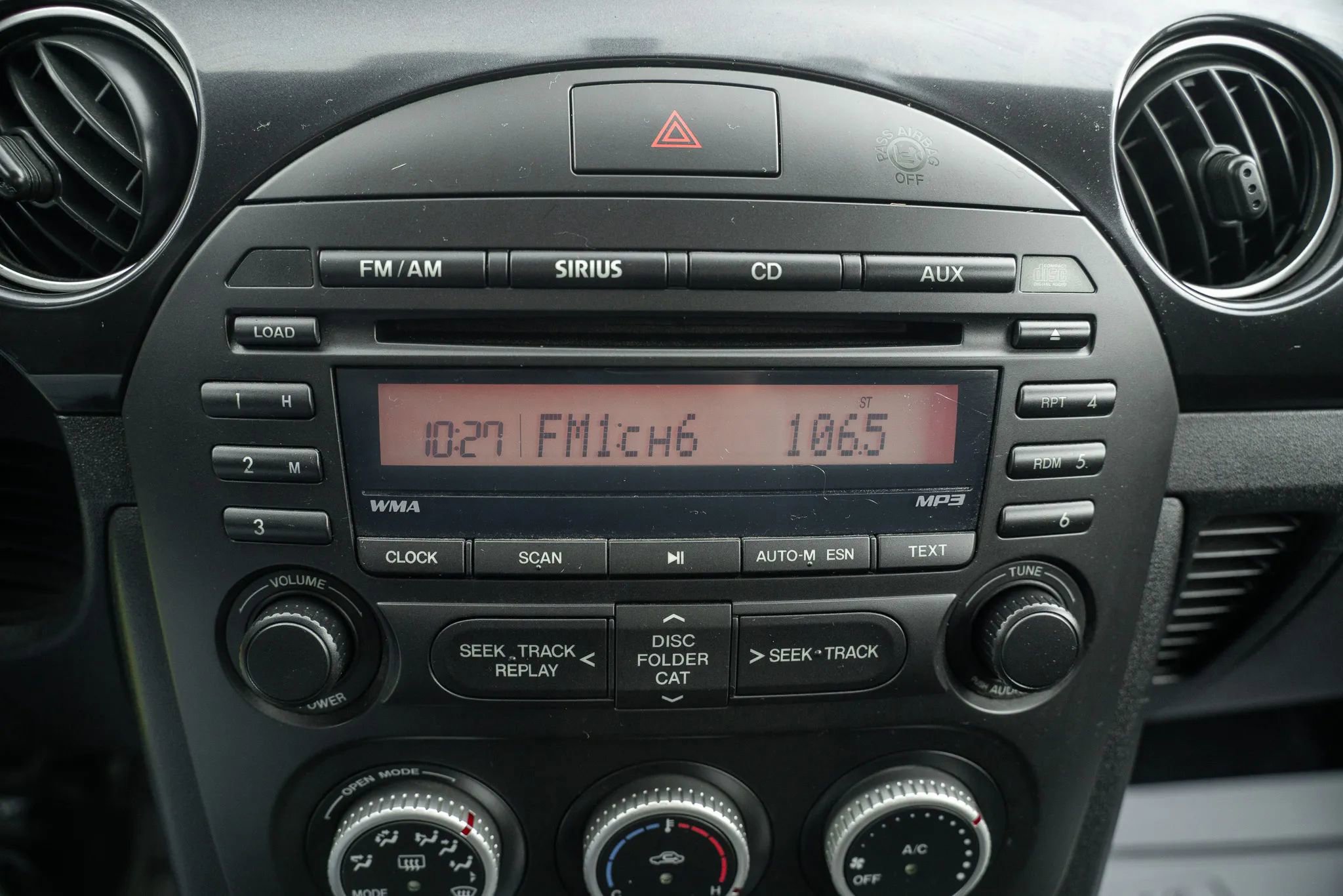 Used 2013 MAZDA MX-5 Miata Sport image 19