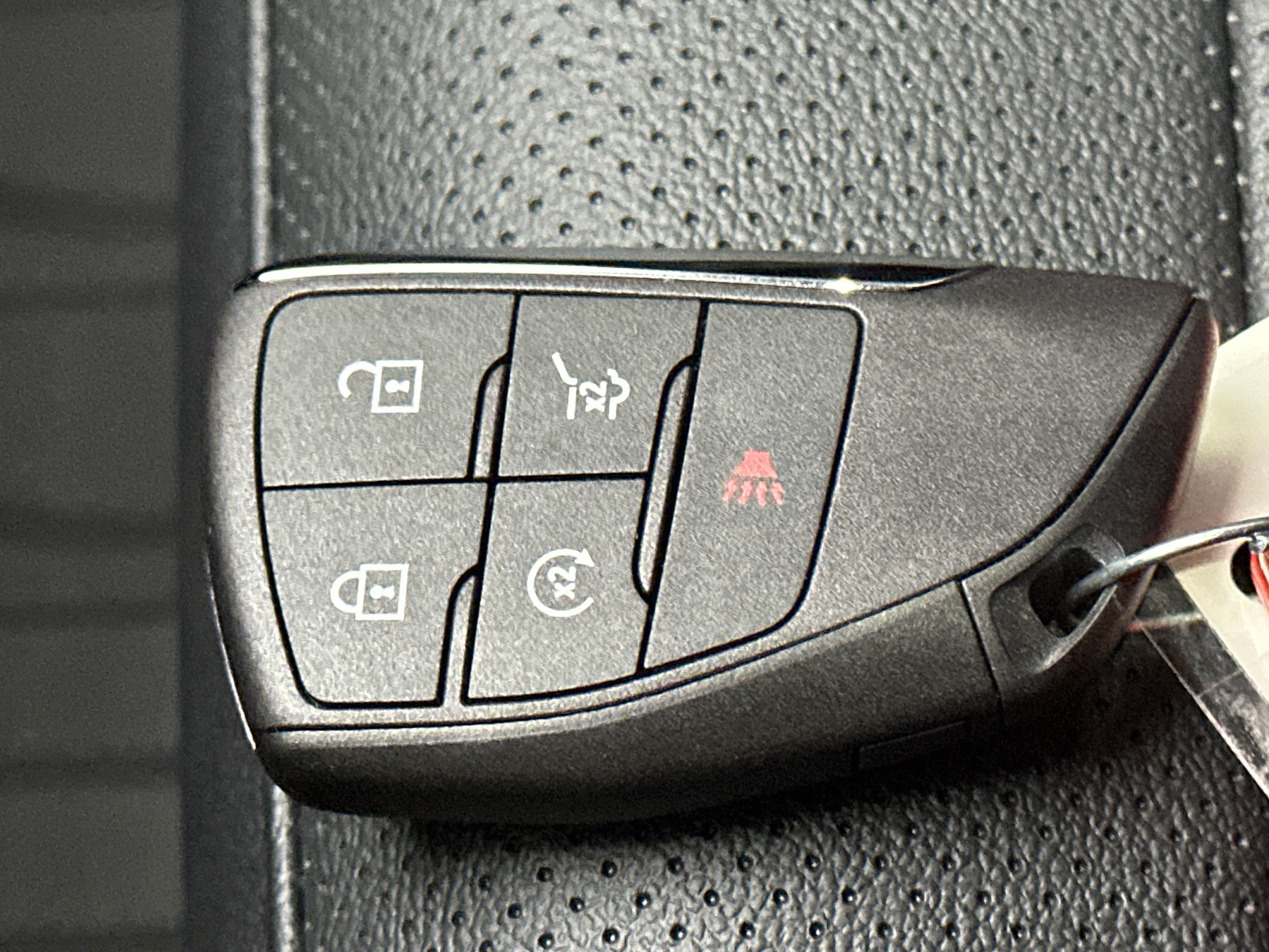 New 2026 Chevrolet Equinox EV RS image 40