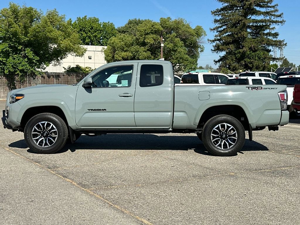 Used 2023 Toyota Tacoma TRD Sport RWD image 6