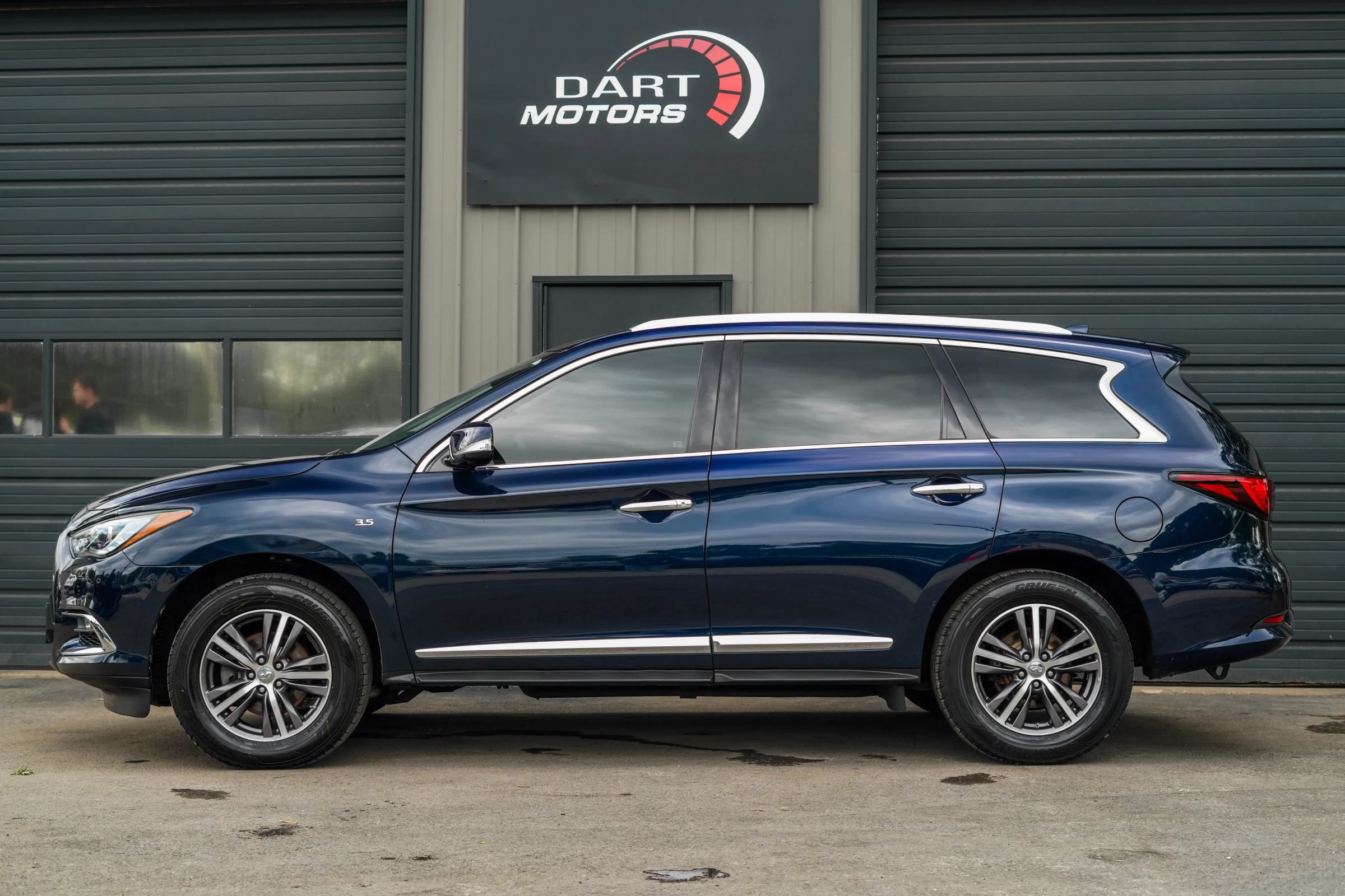 Used 2018 INFINITI QX60 Luxe w/ Premium Plus Package AWD/4WD image 4