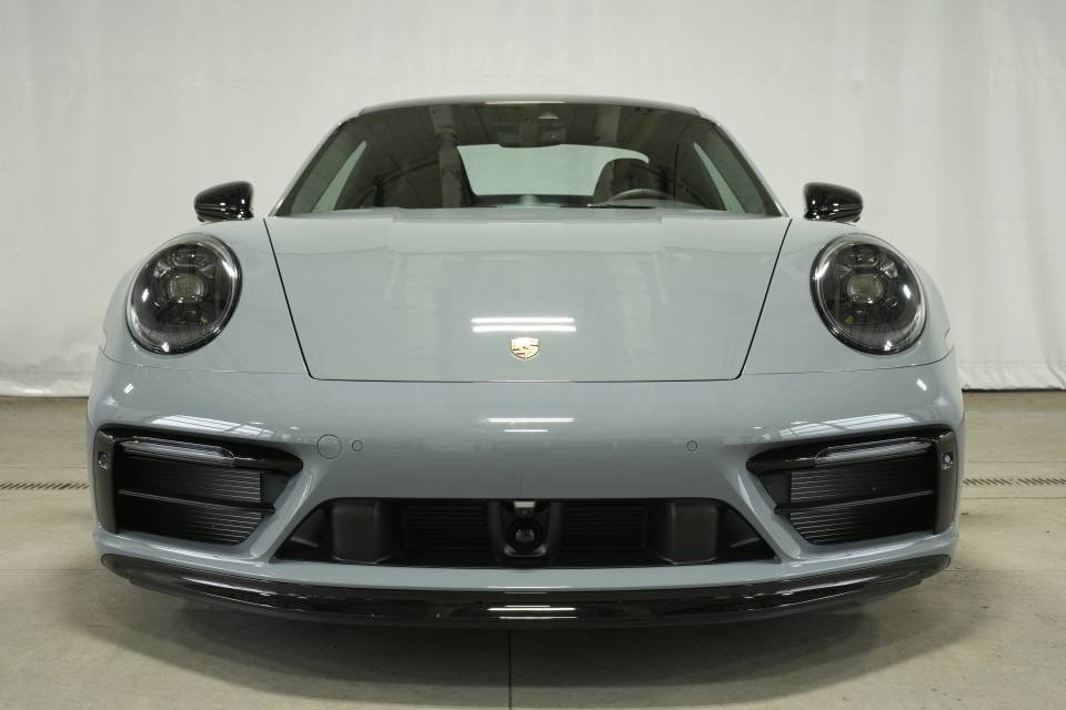 Used 2024 Porsche 911 Carrera GTS image 11