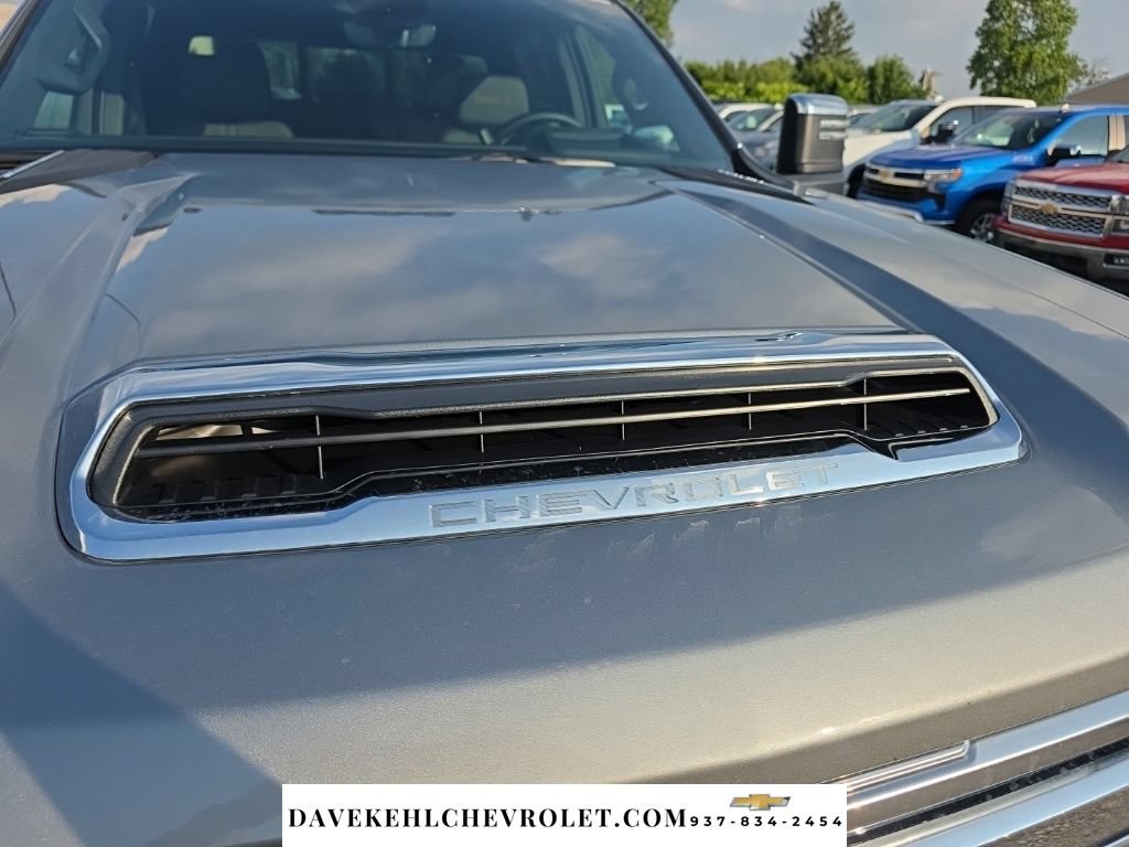 Used 2026 Chevrolet Silverado 2500 High Country w/ High Country Premium Package AWD/4WD image 42