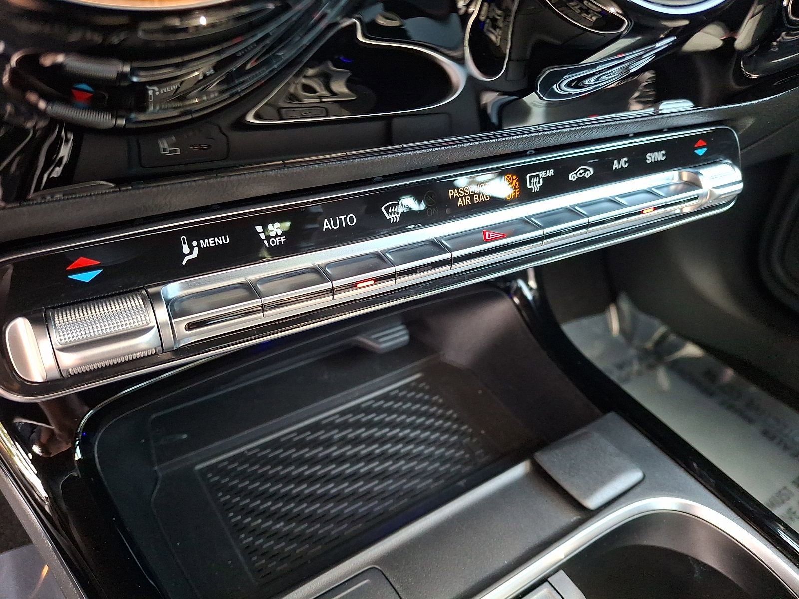 Used 2022 Mercedes-Benz CLA 250 image 16