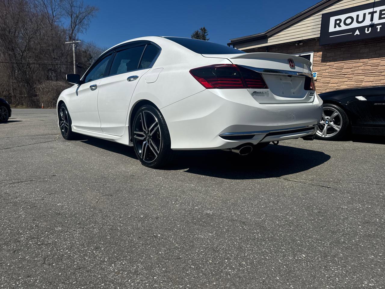 Used 2017 Honda Accord Sport Special Edition image 13