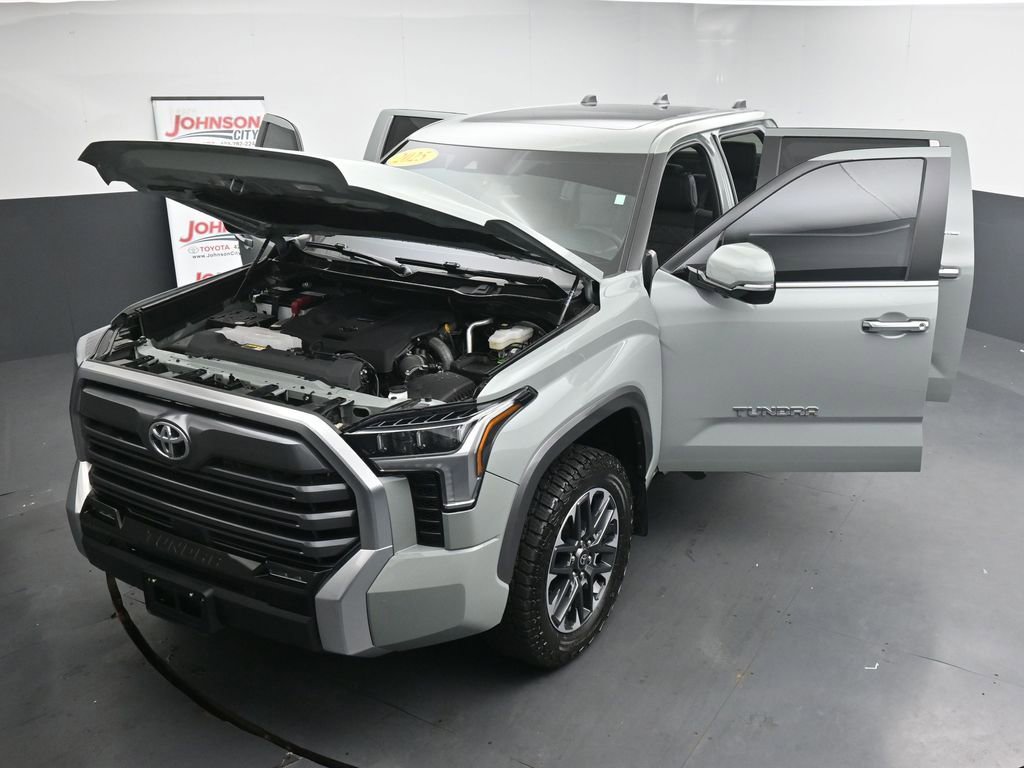 Used 2025 Toyota Tundra Limited image 44