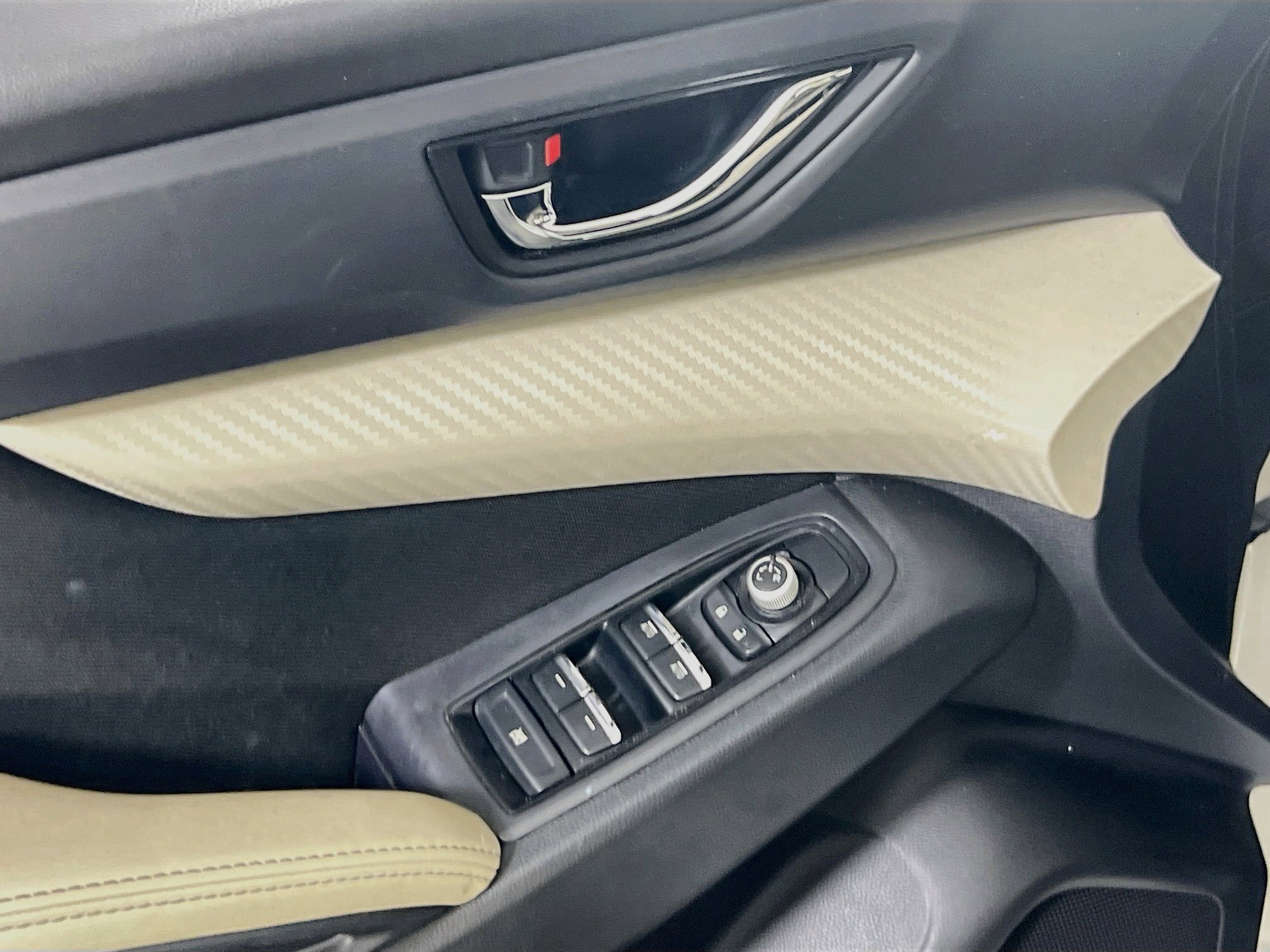 Used 2021 Subaru Ascent Premium w/ Convenience Package image 17