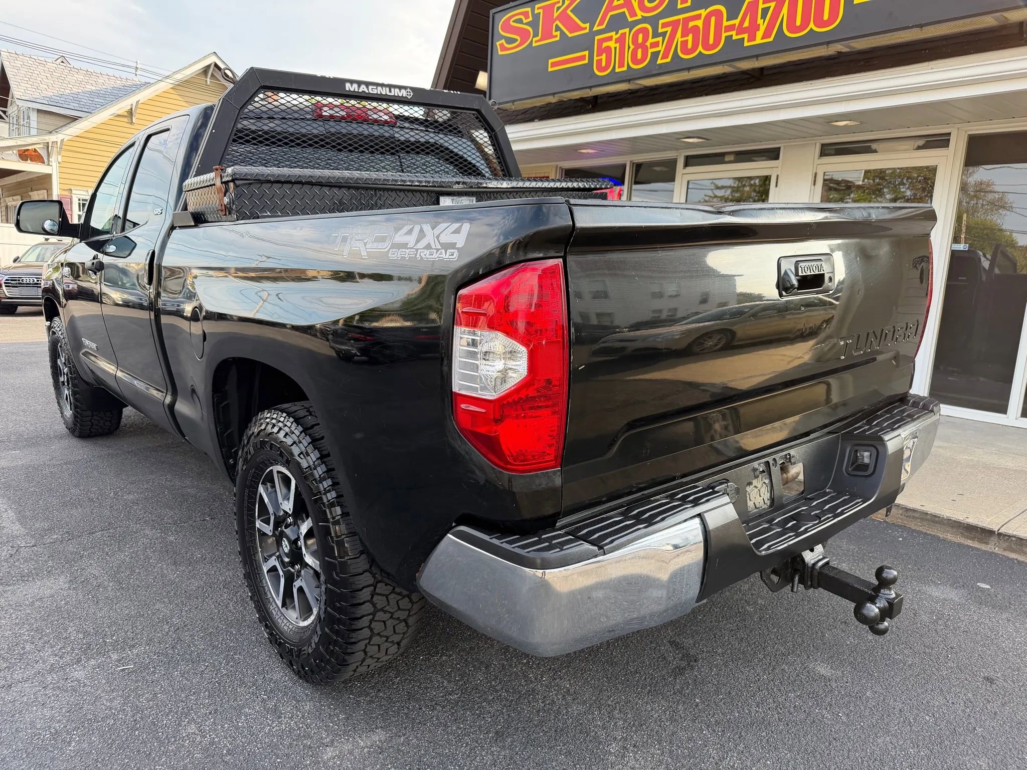 Used 2014 Toyota Tundra SR5 image 4