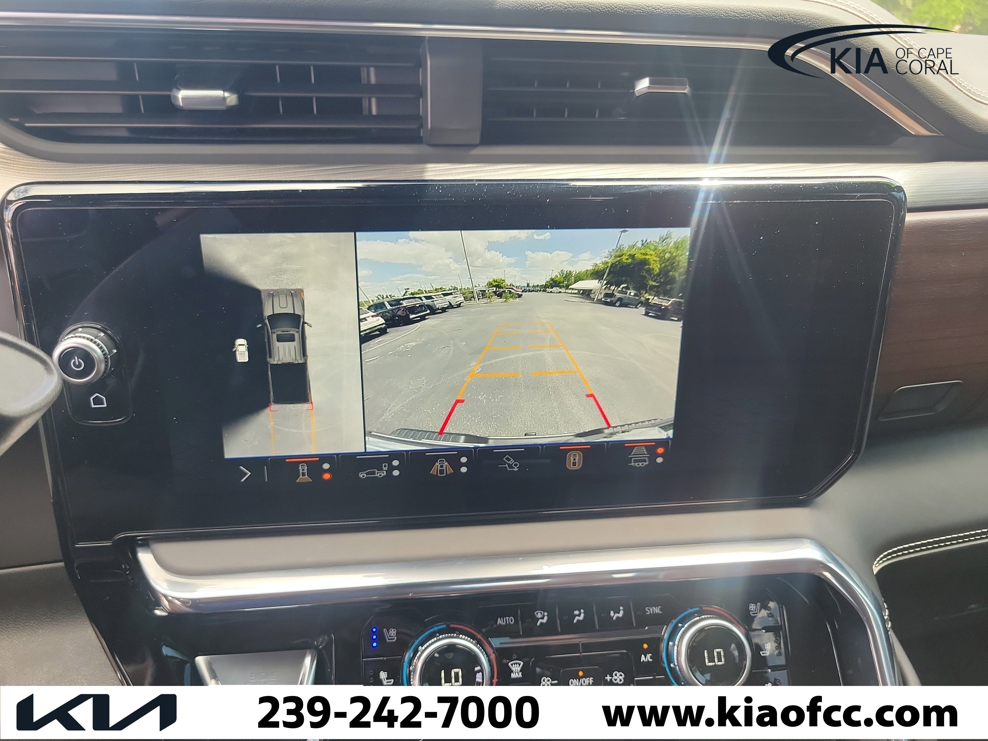 Used 2025 GMC Sierra 2500 Denali Ultimate AWD/4WD image 27