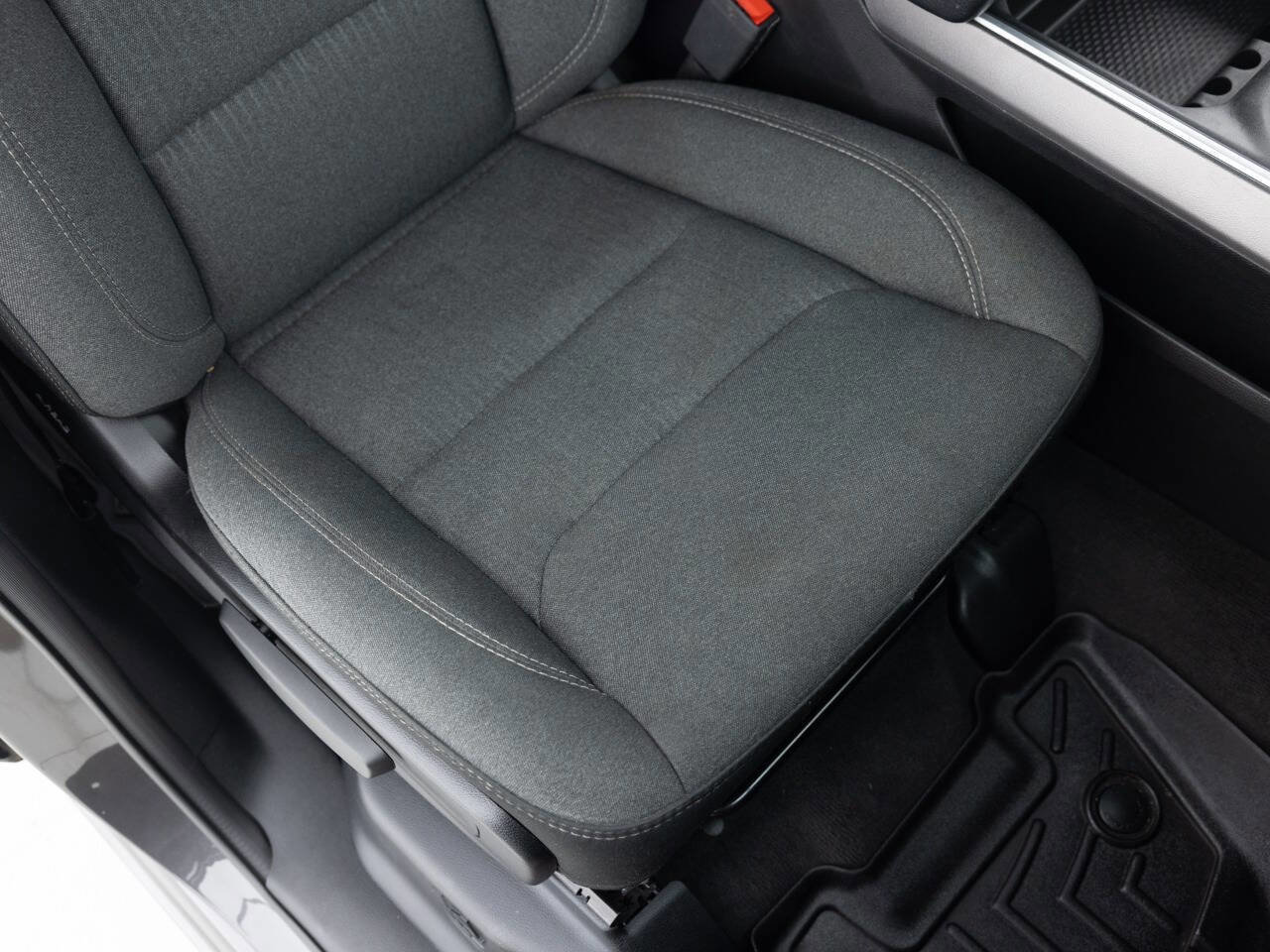 Used 2020 RAM 1500 Big Horn AWD/4WD image 29